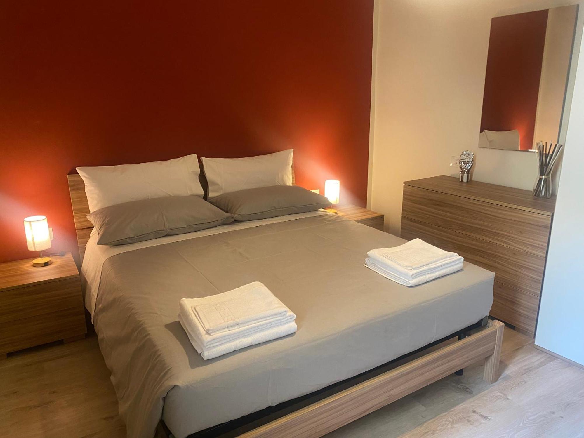 Appartamento Anna - Comfort E Stile In Centro Storico Imola Esterno foto