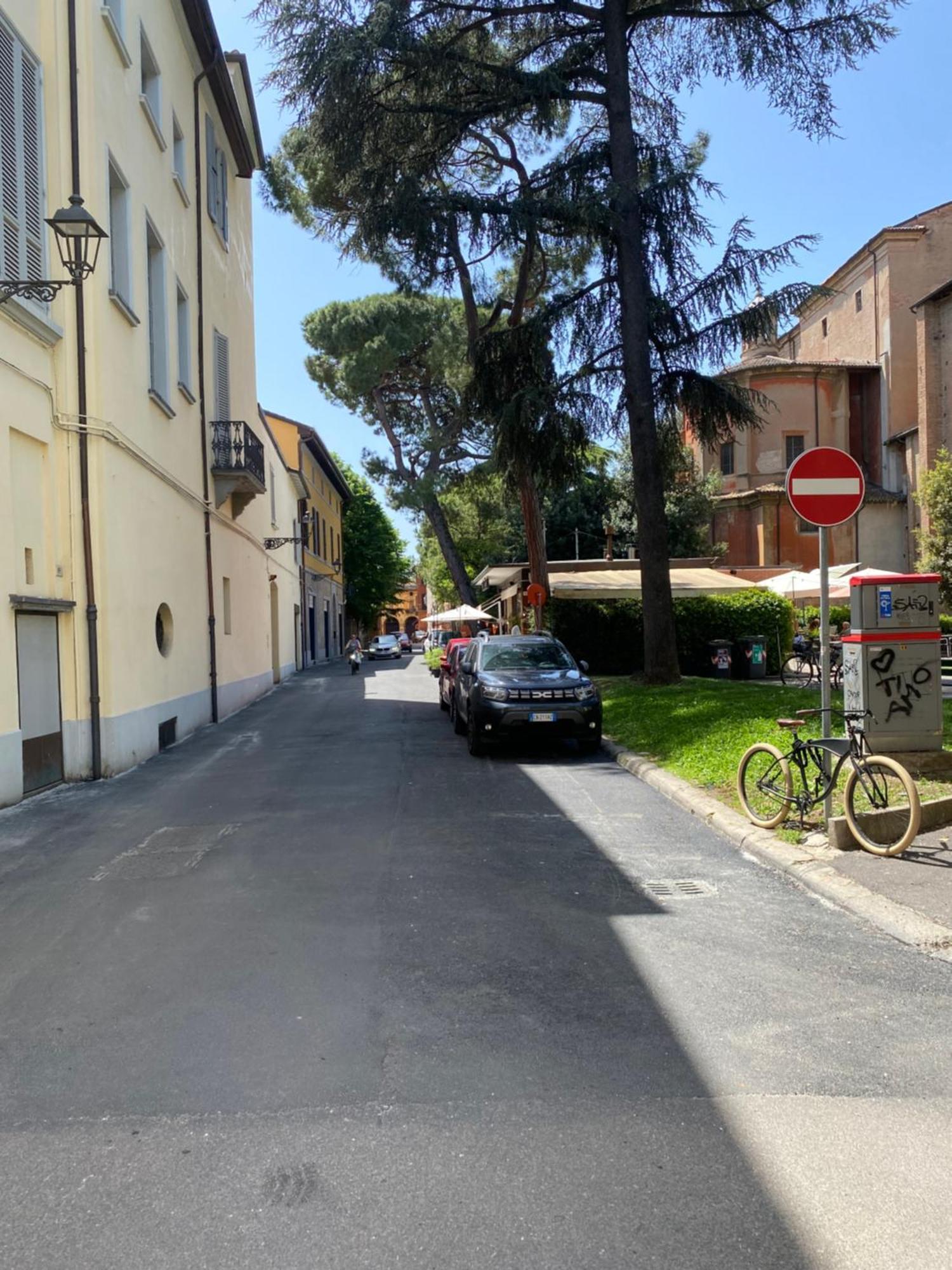 Appartamento Anna - Comfort E Stile In Centro Storico Imola Esterno foto
