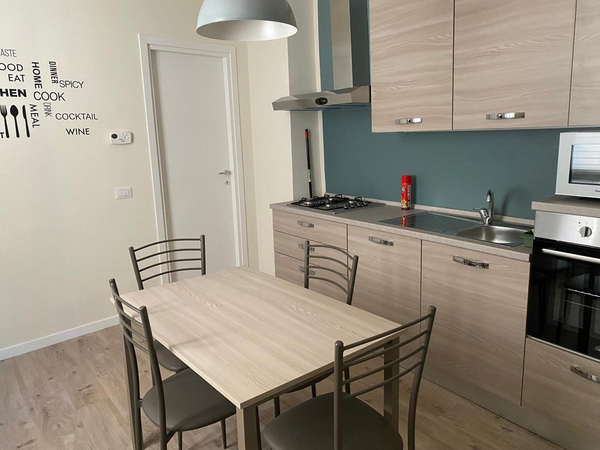 Appartamento Anna - Comfort E Stile In Centro Storico Imola Esterno foto